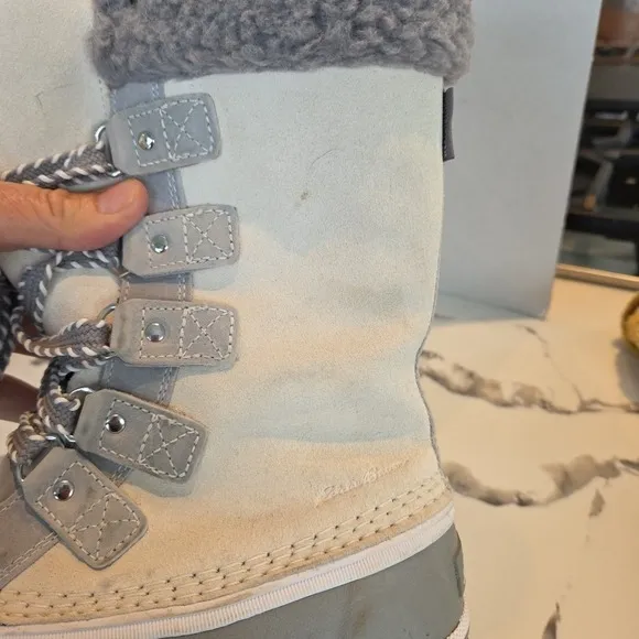 Eddie Bauer Women's Hunt Pac Thermafill Winter Boots Fur Suede Beige Size 7