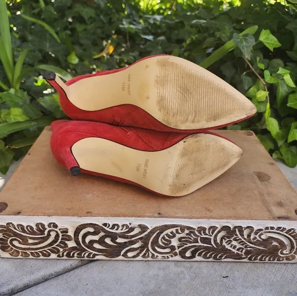 Edgy Nine West Red Suede Ankle Boots
