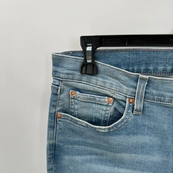 EDWIN NWT Bree Mid-Rise Slim Straight Regular Hem Denim Jean in Reverie // 29