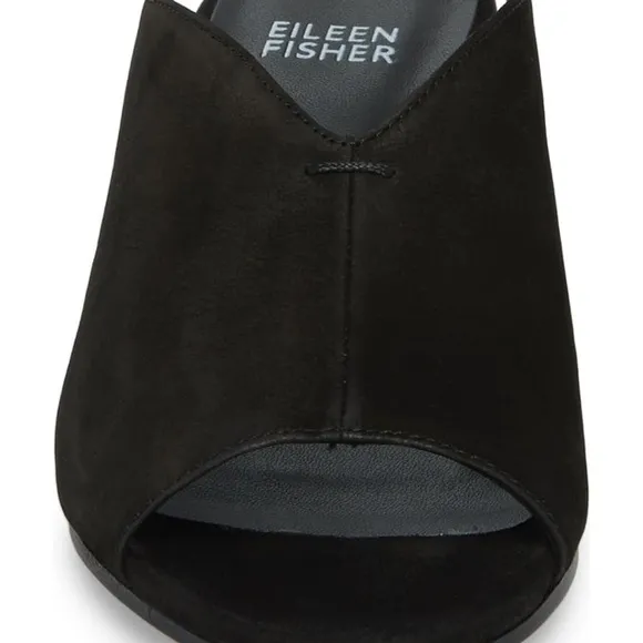 Eileen fisher influencer favorite sandals