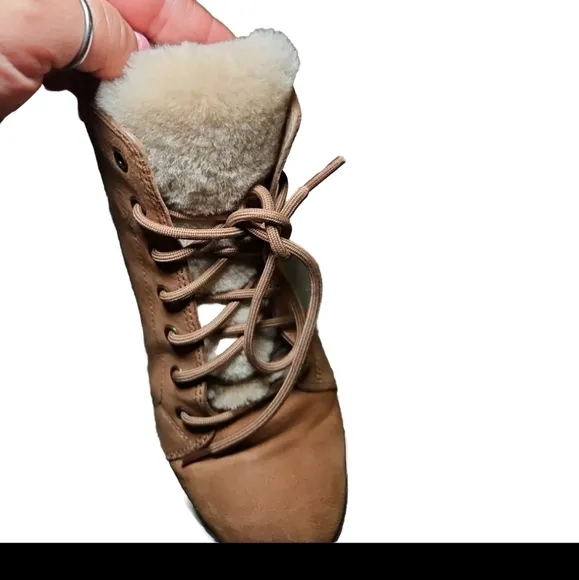 Eileen Fisher Women Calm Tan Suede Shearling Platform Lug Sole Hiker Bootie 7.5