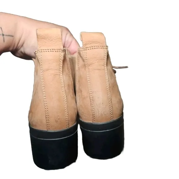 Eileen Fisher Women Calm Tan Suede Shearling Platform Lug Sole Hiker Bootie 7.5