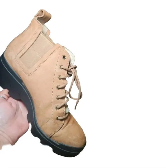 Eileen Fisher Women Calm Tan Suede Shearling Platform Lug Sole Hiker Bootie 7.5