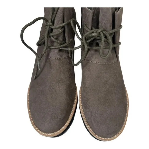 Eileen Fisher Women's Gray Capa Wedge Bootie. Sz: 6