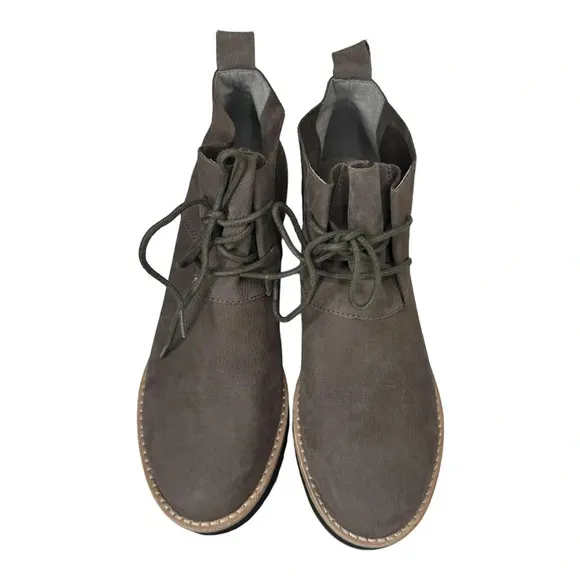 Eileen Fisher Women's Gray Capa Wedge Bootie. Sz: 6