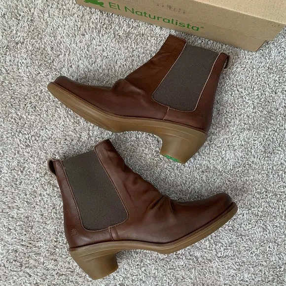 El Naturalista 5355 Aqua Iris Brown Leather Ankle Boots
