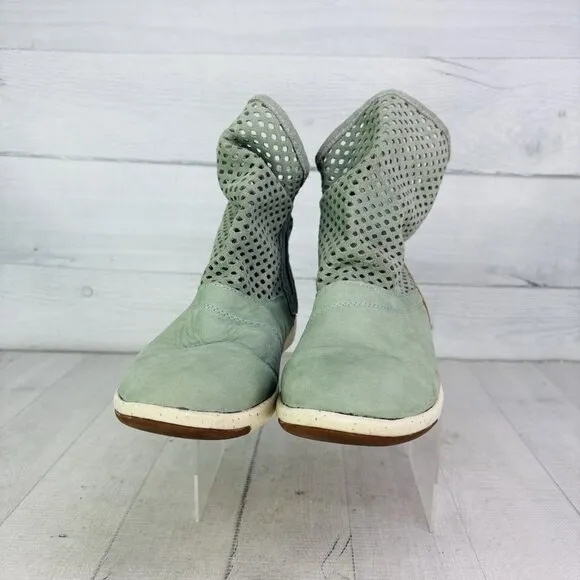EMU Australia NUMERALLA Soft Green Leather Short Slip On Fashion Boots Size 8 M