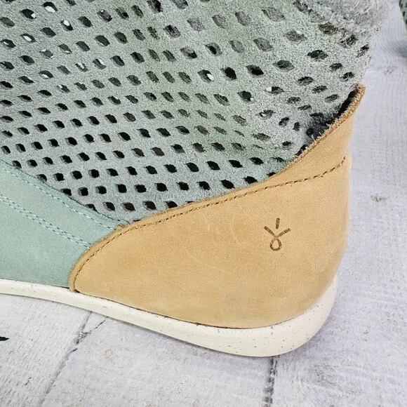 EMU Australia NUMERALLA Soft Green Leather Short Slip On Fashion Boots Size 8 M