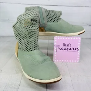 EMU Australia NUMERALLA Soft Green Leather Short Slip On Fashion Boots Size 8 M