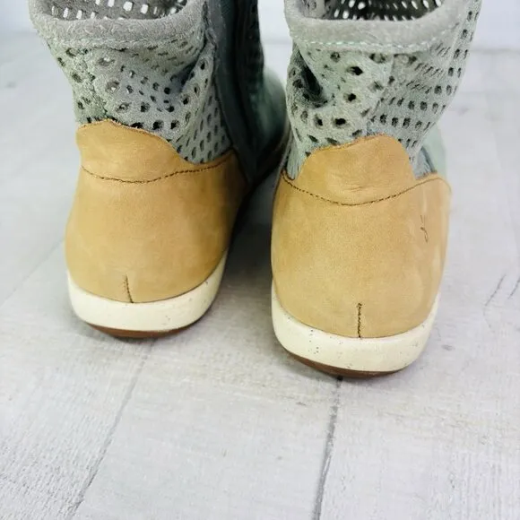 EMU Australia NUMERALLA Soft Green Leather Short Slip On Fashion Boots Size 8 M