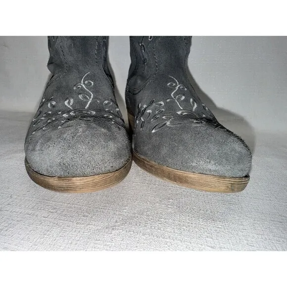 Eric Michael Heidi Knee High Grey Suede Embroidered Boho Western Boots Sz. 6.5