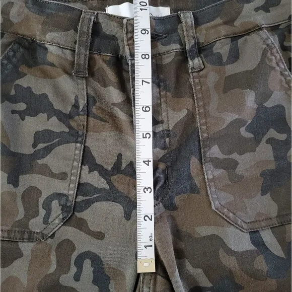 Estilo Camo Print Kancan Skinny Jeans