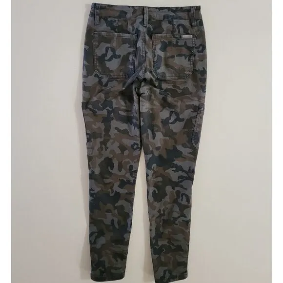 Estilo Camo Print Kancan Skinny Jeans