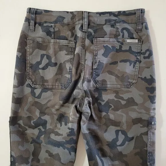 Estilo Camo Print Kancan Skinny Jeans