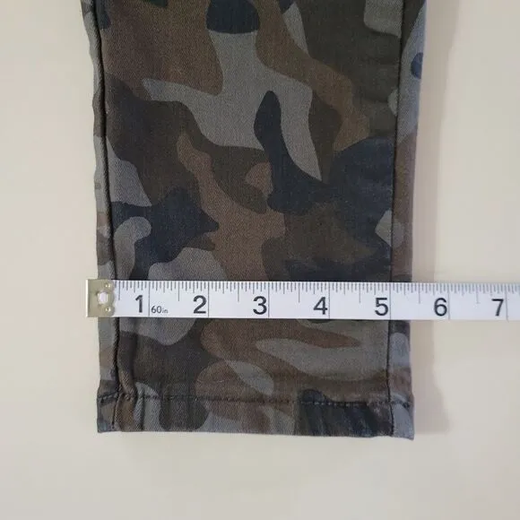 Estilo Camo Print Kancan Skinny Jeans