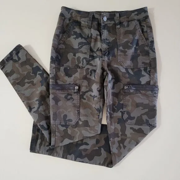 Estilo Camo Print Kancan Skinny Jeans