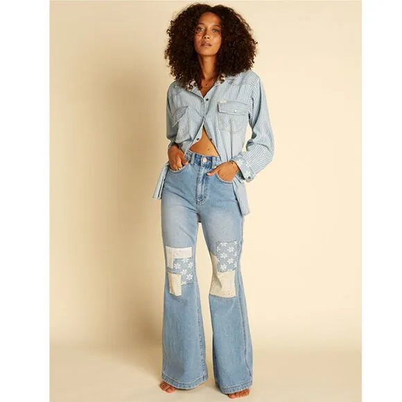 EUC Billabong x Wrangler Patchwork Super Flare Jeans Blue Surf 27 Boho Festival