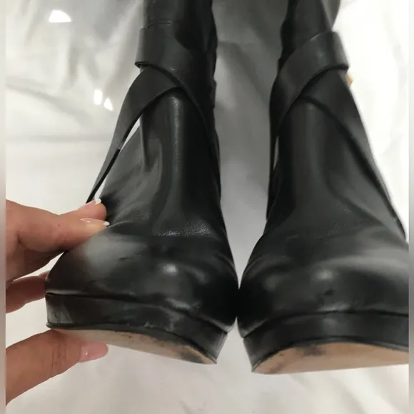 EUC Marc Fisher black platform stiletto knee high leather boots with gold accent