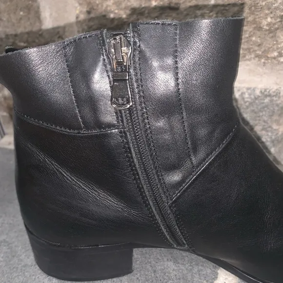 Fabianelli Made in Italy Genuine Leather Ankle Booties