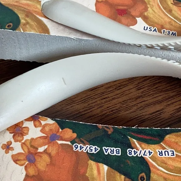 FARM Rio ❤️ Havaianas Yellow and Green flip flops 🌴NEW🌴 women’s size 13
