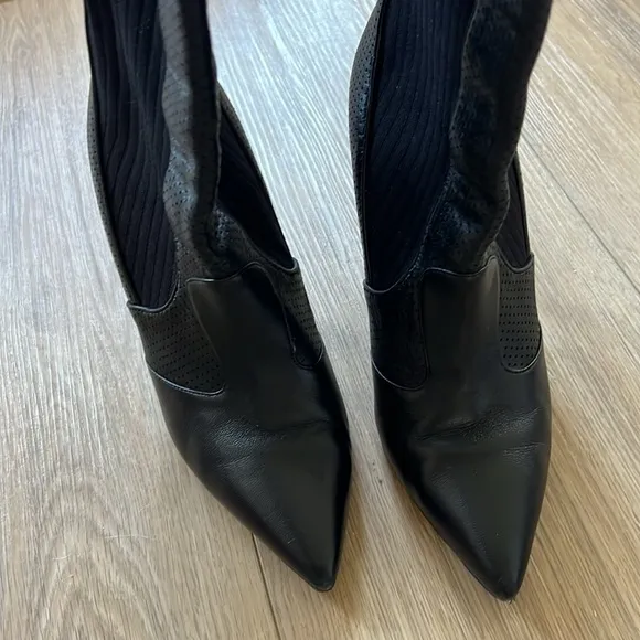 Fendi Rockoko ankle boots size 40