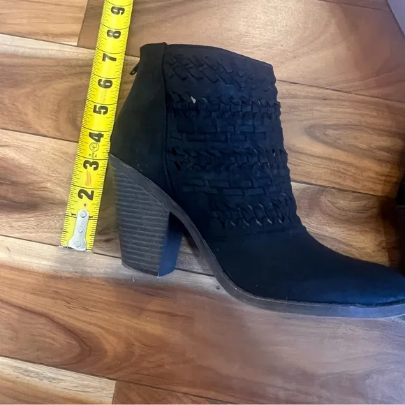 Fergalicious Wanderer Ankle Boots w/ Box