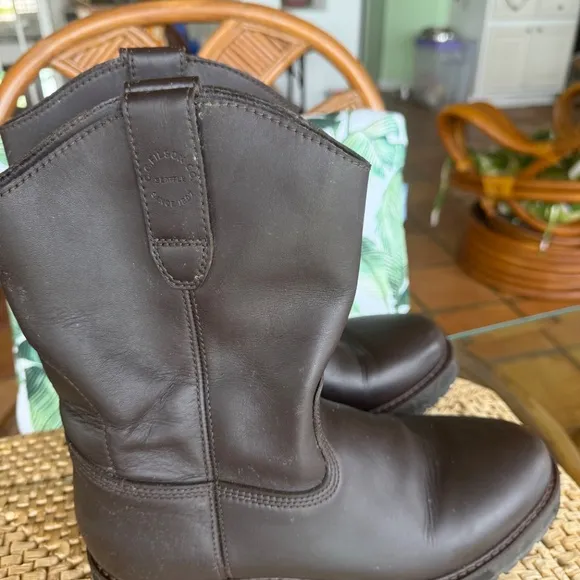 Filson Dark Chocolate Roper Boots
