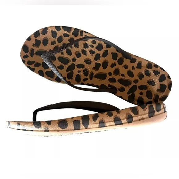 FITFLOP IQUSHION Size 8 Brown Black Leopard Ergonomic Flip Flop Sandals