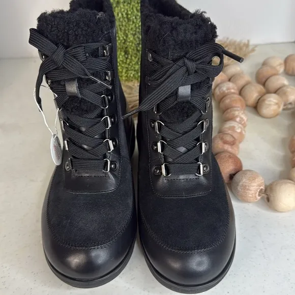 FitFlop Women's Ankle Boots