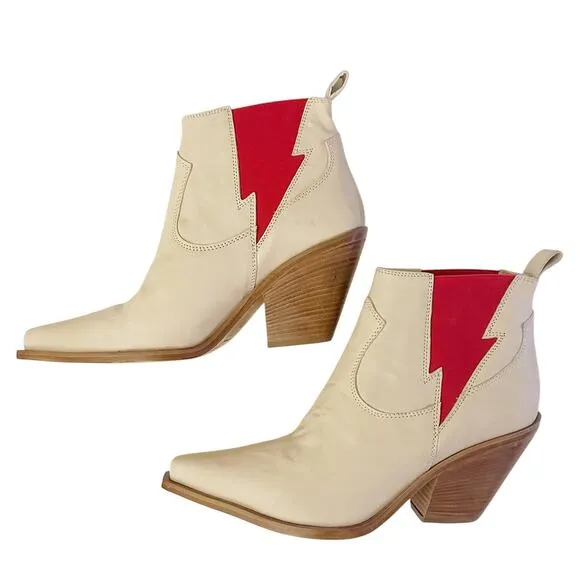 FP Collection Flash Chelsea Western Boot in Bone - 38.5