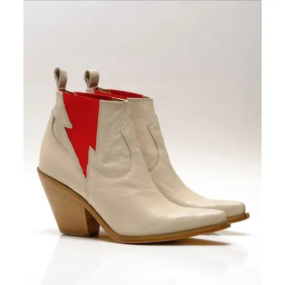 FP Collection Flash Chelsea Western Boot in Bone - 38.5