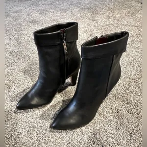 Franco Sarto Womens KEILAH Leather Heels Ankle Boots - Size 6.5 - New In Box