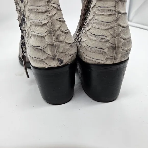 FREDA SALVADOR Boots Leather Studded Animal Print size 8.5