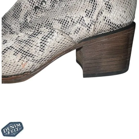 FREE BIRD Women’s SADIE BOOTIES/Boots IN WHITE PYTHON | PRELOVED!!
