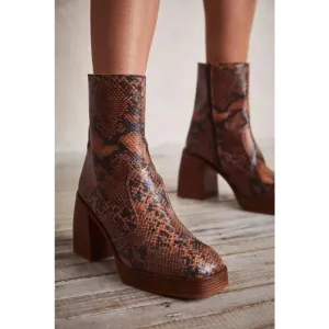 Free People Beau Western Ankle Boots Black Size 38