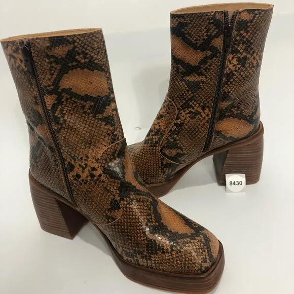 Free People Beau Western Ankle Boots Black Size 38
