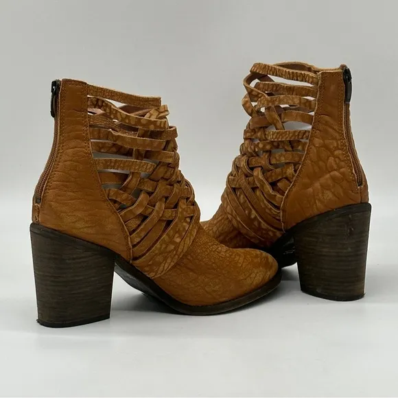 Free People Carrera Woven Tan Ankle Boots. Size 10