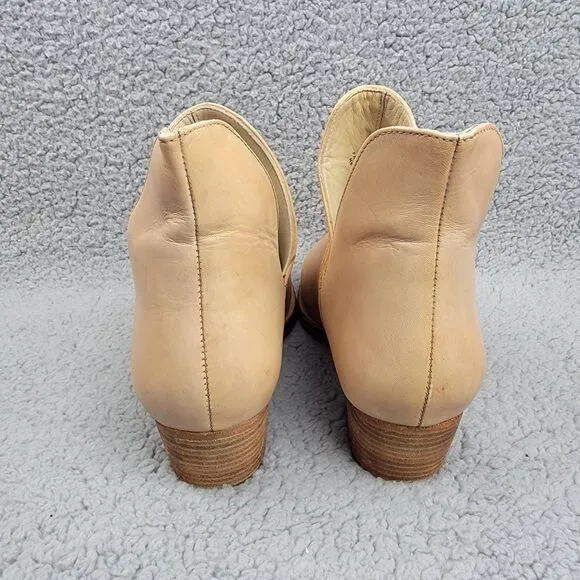 Free People Charm Double V Ankle Boots Tan Leather Western Preppy Cowgirl Sz 38