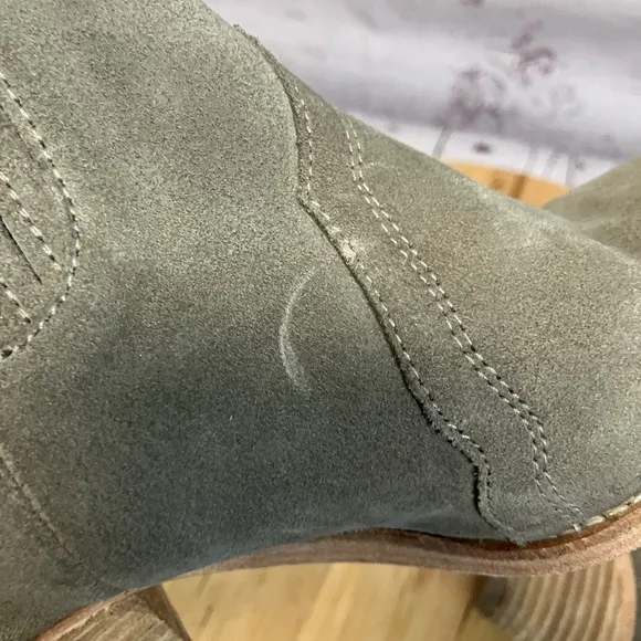 Free People Chelsea Boot Women's Size 5.5 EUR 36 Bootie Frontier Suede Western