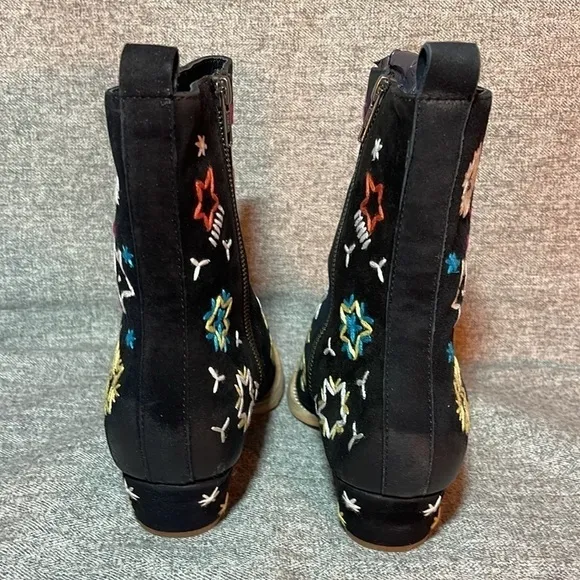 Free People Embroidered Boots. NEW
