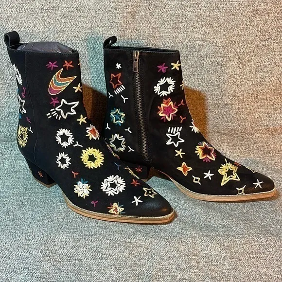 Free People Embroidered Boots. NEW