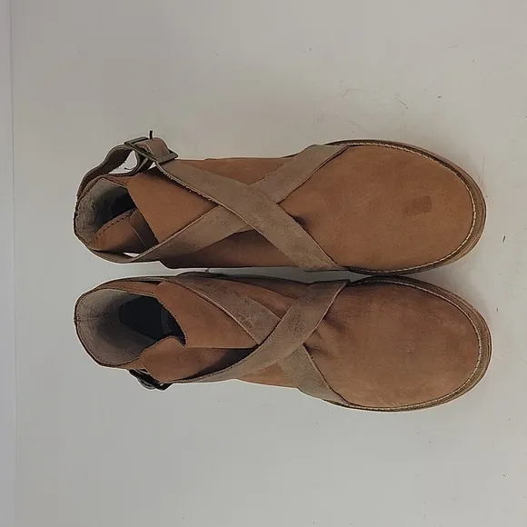 Free People Las Palmas Distressed Leather Women's Ankle Boots