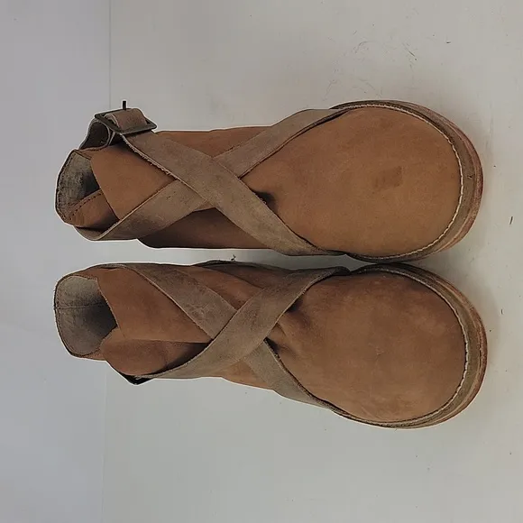 Free People Las Palmas Distressed Leather Women's Ankle Boots