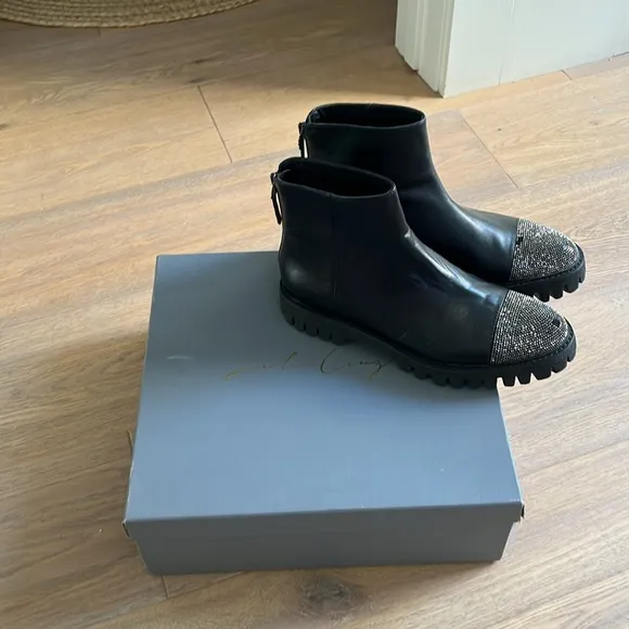 Free People NWT Lola Cruz Rhine Stones Black Zip Up  Boots. Comfortable! ❤️🌈