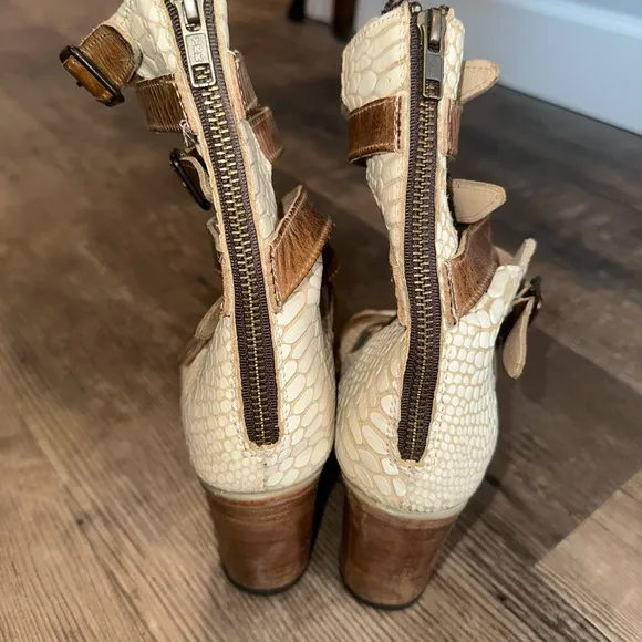 Freebird “Bond” Brown and Cream Heeled Boots