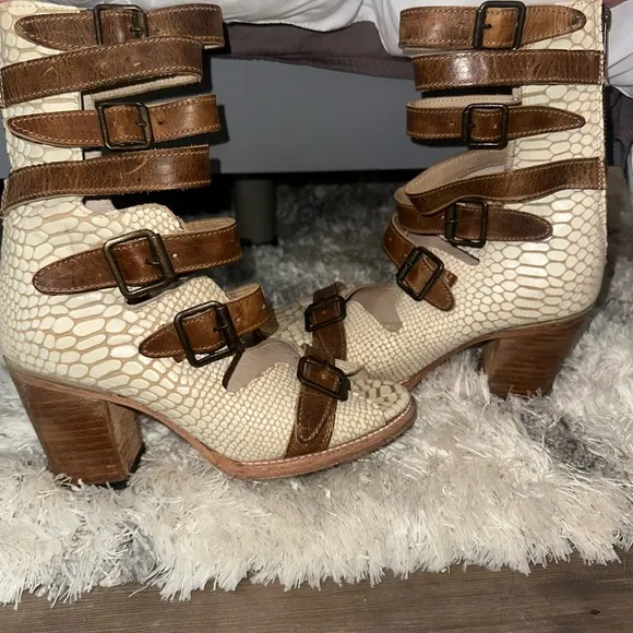 Freebird “Bond” Brown and Cream Heeled Boots