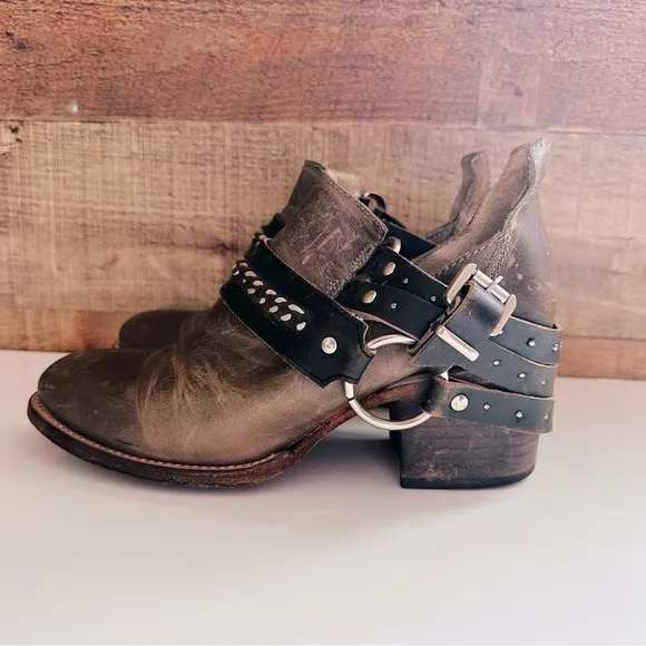 Freebird by Steven COLTON Ankle Brown Leather Boots