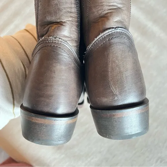 Frye Billy Pull On Leather Western Heel Boots in Smoke 7.5