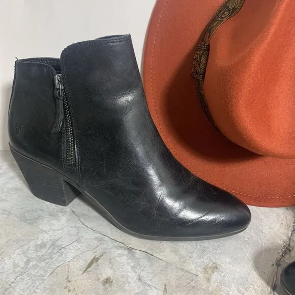 Frye Black Leather Stacked Heel Zippered Ankle Boots Women’s Size 9 M