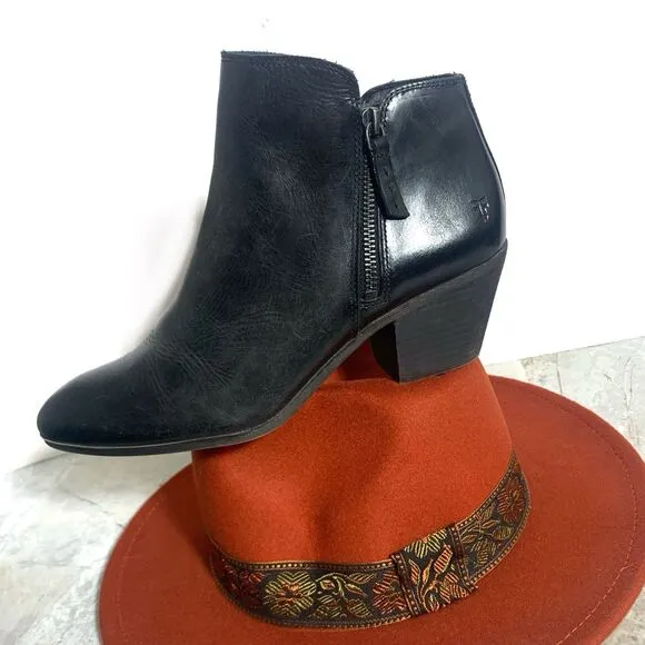 Frye Black Leather Stacked Heel Zippered Ankle Boots Women’s Size 9 M